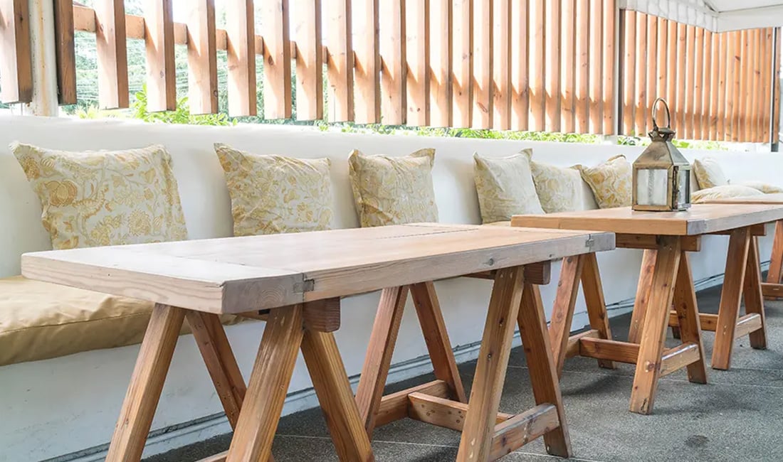 How to Clean Outdoor Teak Furniture: Expert Tips for a Pristine Patio