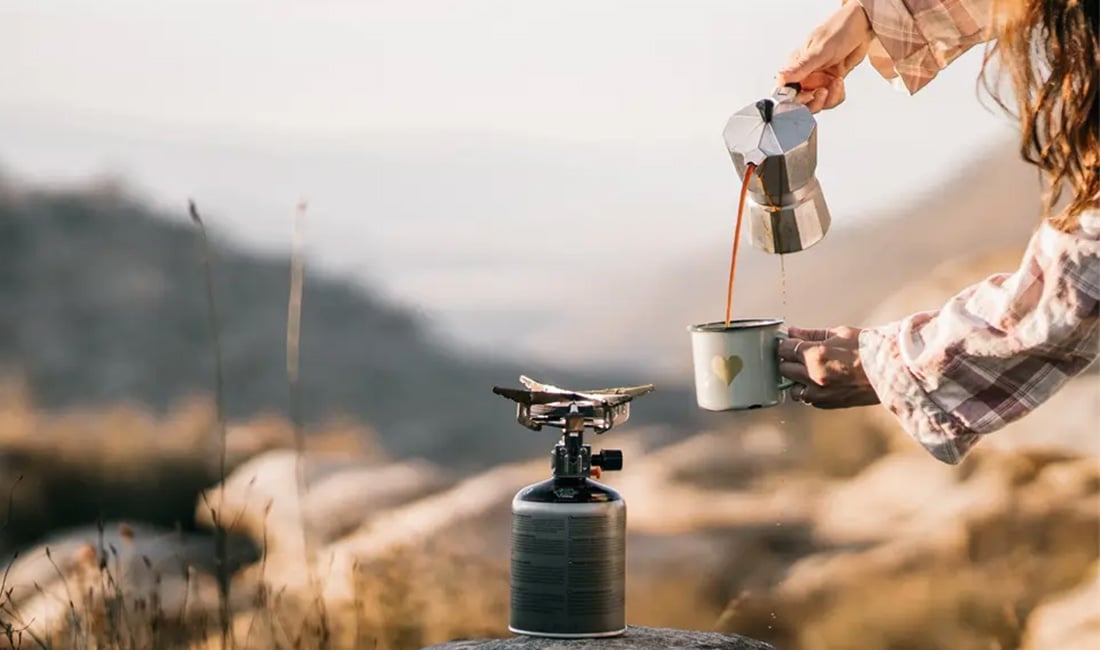 How to Make Coffee While Camping: Easy Tips and Tricks for Your Next Adventure