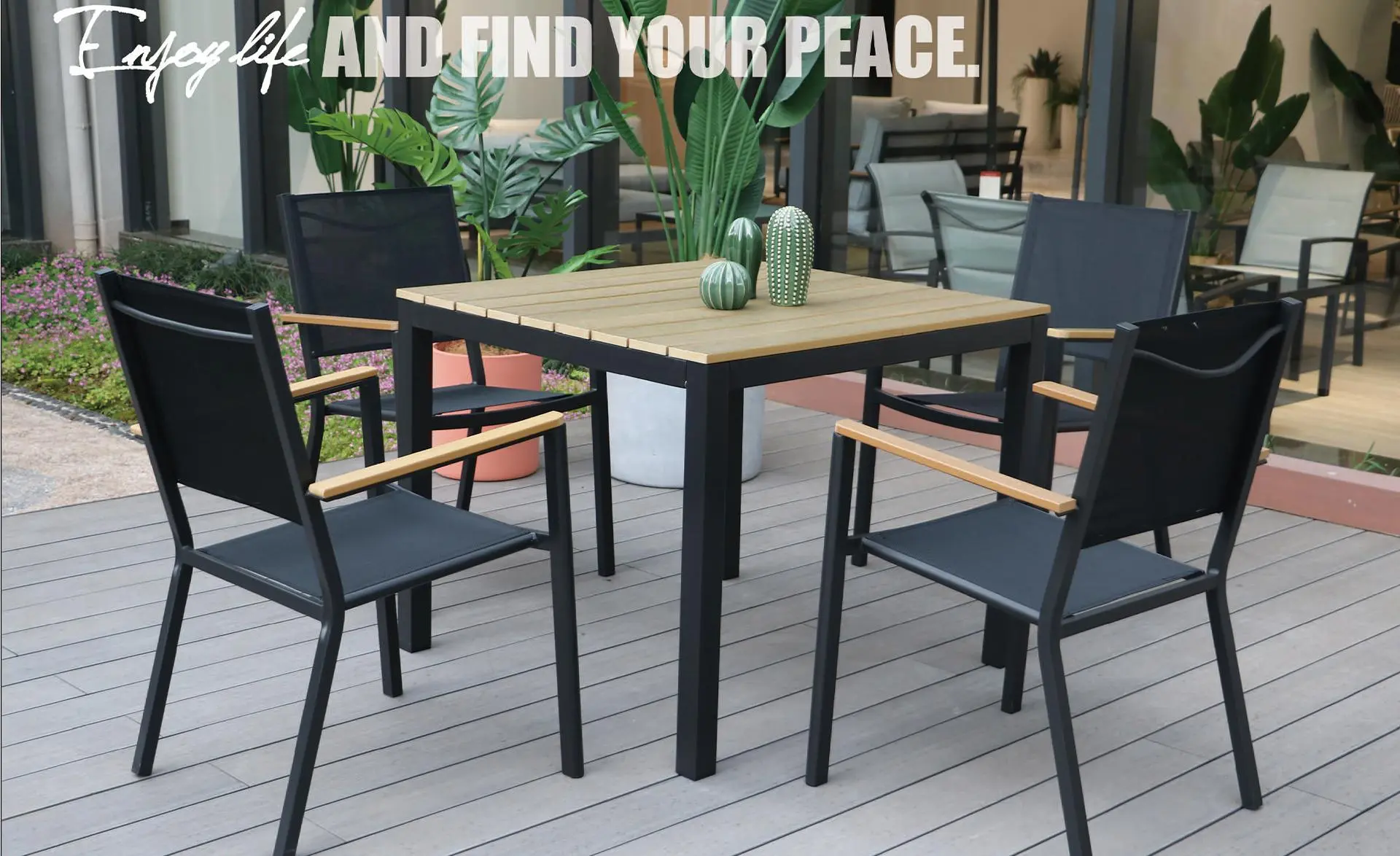 Sizing guide for patio tables